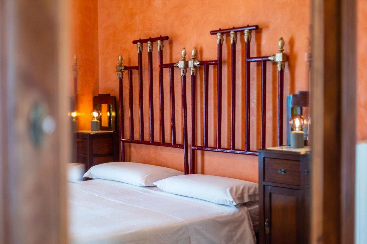 Palazzo Dante Bed & Breakfast Alliste Exterior photo